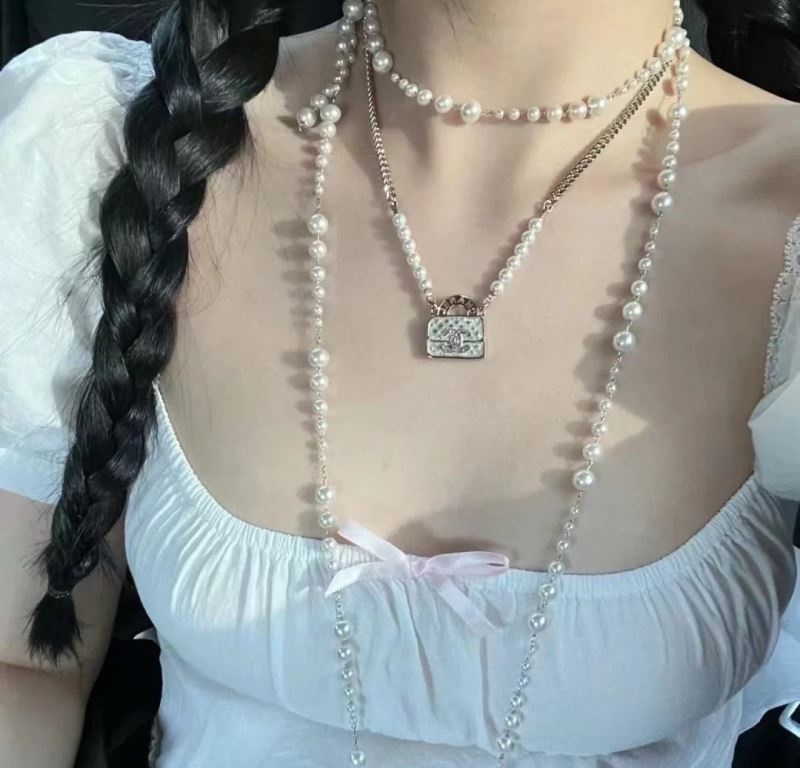 Chanel Necklaces